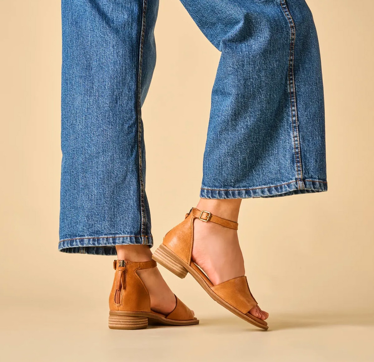 Featuring the Faxyn sandal in brown.